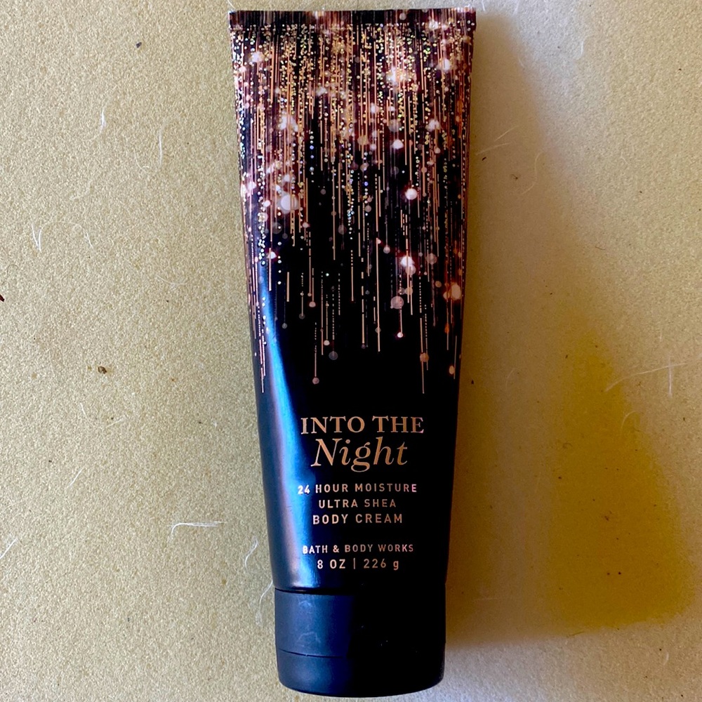 Into the night lotion